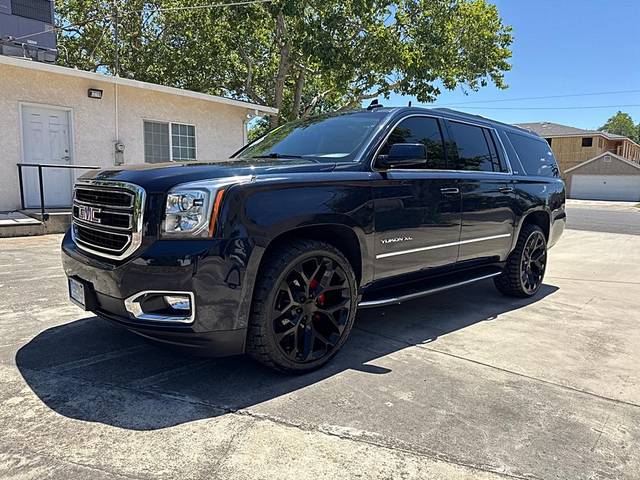 2018 GMC Yukon XL SLT 4WD photo