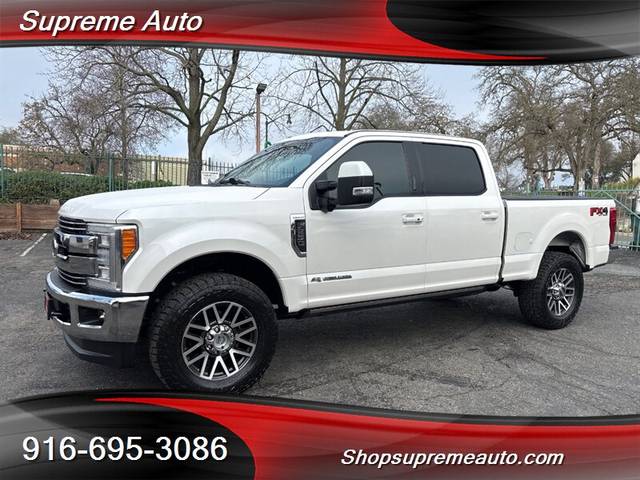 2018 Ford F-250 Super Duty LARIAT 4WD photo