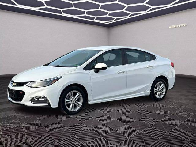 2018 Chevrolet Cruze LT FWD photo