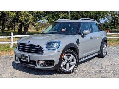 2019 MINI Countryman Cooper FWD photo