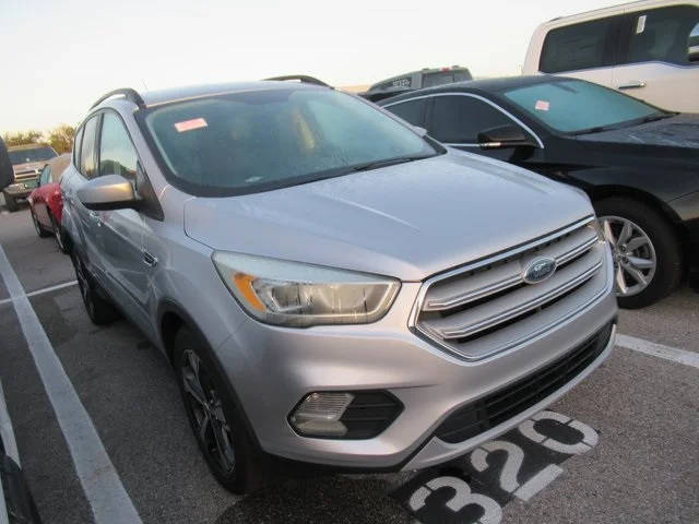 2018 Ford Escape SEL FWD photo
