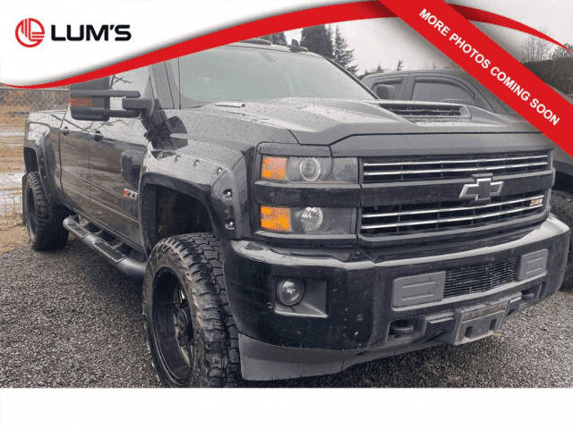2018 Chevrolet Silverado 2500HD LTZ 4WD photo