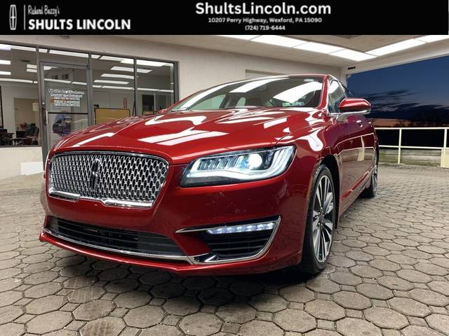 2018 Lincoln MKZ Reserve FWD photo