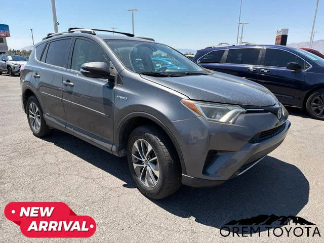 2018 Toyota RAV4 Hybrid LE AWD photo