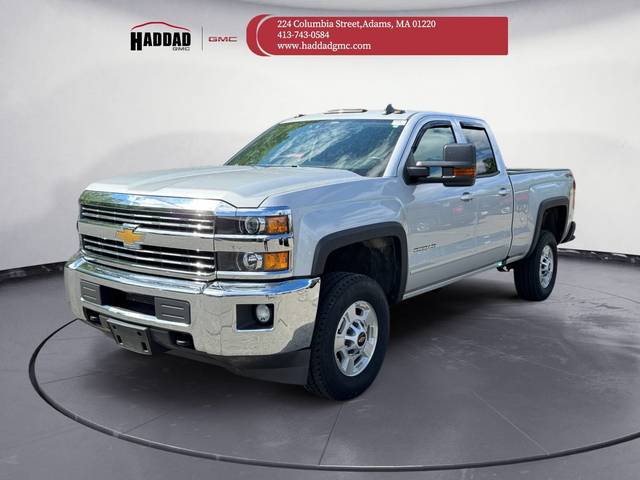 2018 Chevrolet Silverado 2500HD LT 4WD photo