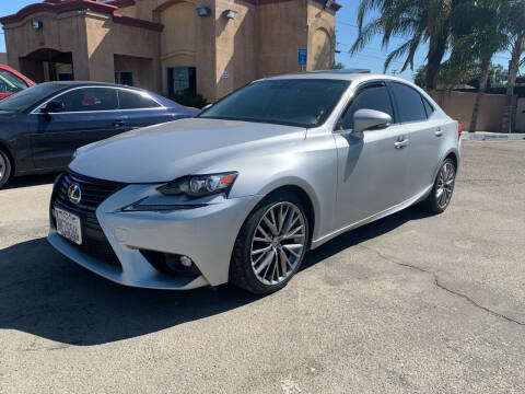 2015 Lexus IS Crafted Line RWD photo