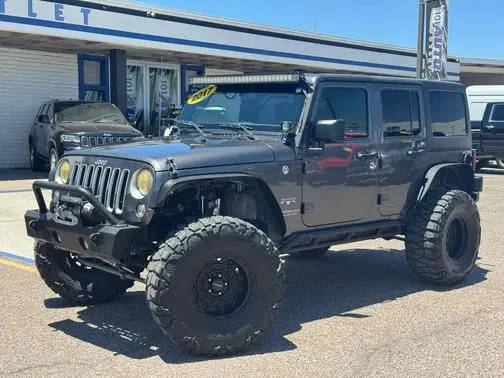 2017 Jeep Wrangler Unlimited Sahara 4WD photo