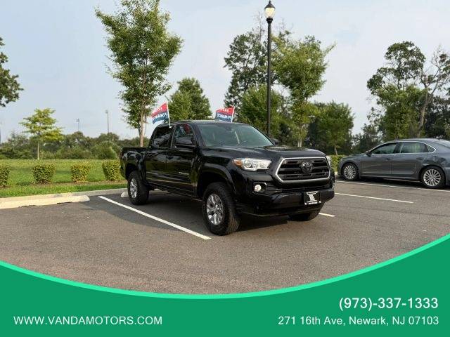 2018 Toyota Tacoma SR5 4WD photo