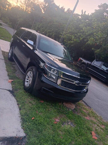 2018 Chevrolet Suburban LT RWD photo