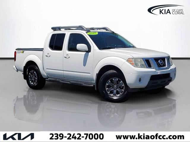 2017 Nissan Frontier PRO-4X 4WD photo