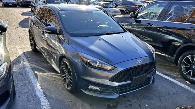 2018 Ford Focus ST FWD photo