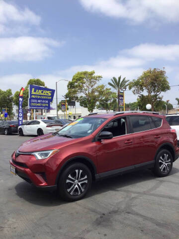 2018 Toyota RAV4 LE FWD photo