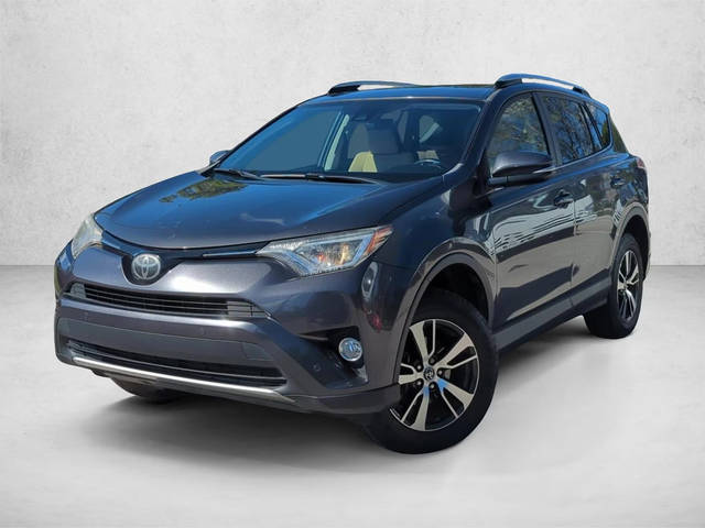 2018 Toyota RAV4 XLE FWD photo