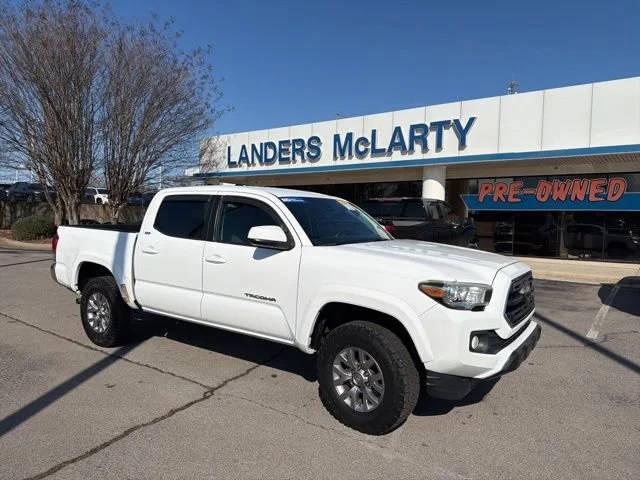 2018 Toyota Tacoma SR5 4WD photo