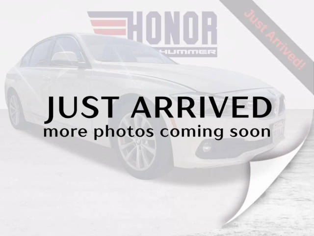 2018 BMW 3 Series 320i RWD photo