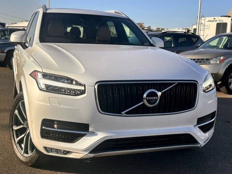 2018 Volvo XC90 Momentum AWD photo