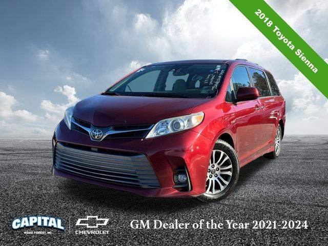 2018 Toyota Sienna XLE FWD photo