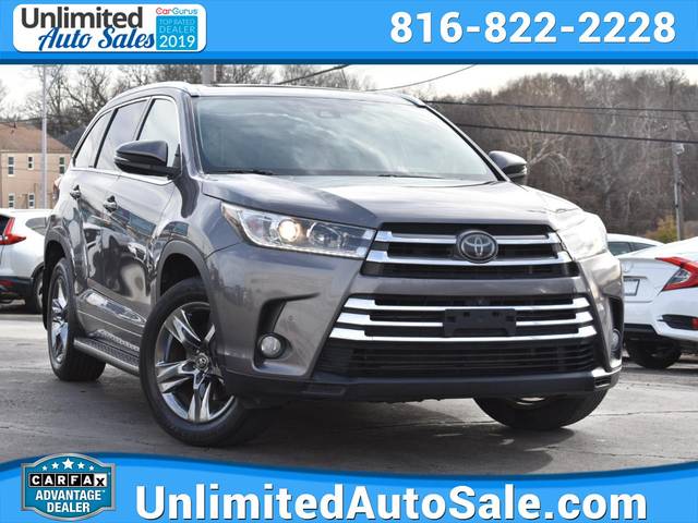 2018 Toyota Highlander Limited Platinum FWD photo