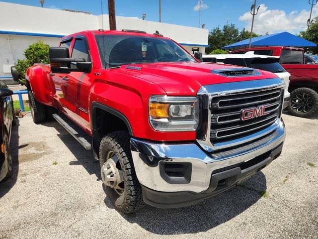 2018 GMC Sierra 3500HD 4WD photo