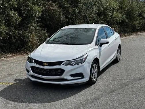 2018 Chevrolet Cruze LS FWD photo