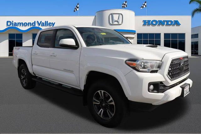 2018 Toyota Tacoma TRD Sport 4WD photo