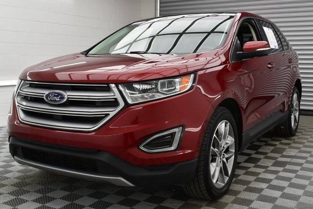 2018 Ford Edge Titanium AWD photo