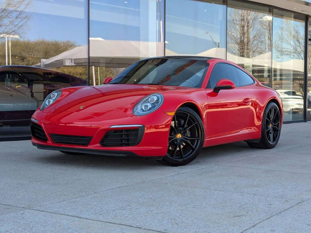 2018 Porsche 911 Carrera RWD photo