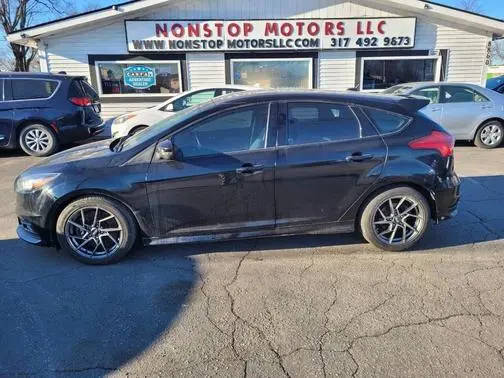 2018 Ford Focus ST FWD photo
