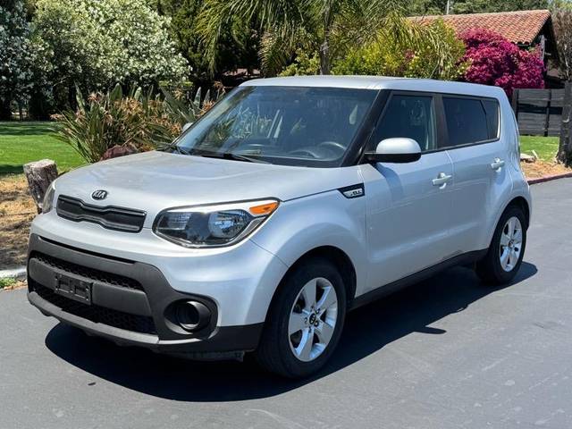 2018 Kia Soul Base FWD photo