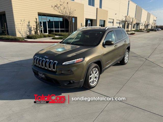 2015 Jeep Cherokee Latitude FWD photo