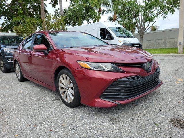 2018 Toyota Camry LE FWD photo