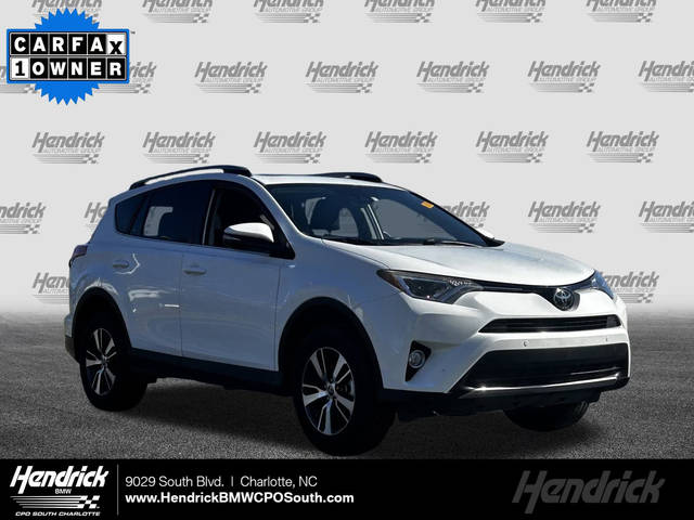 2018 Toyota RAV4 XLE FWD photo