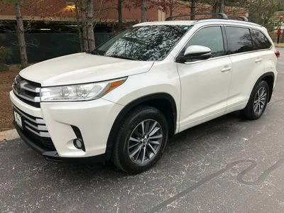 2018 Toyota Highlander XLE AWD photo