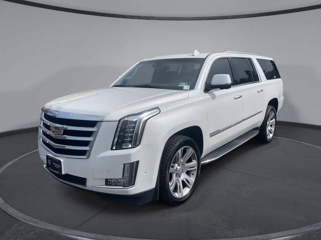 2018 Cadillac Escalade ESV Luxury 4WD photo
