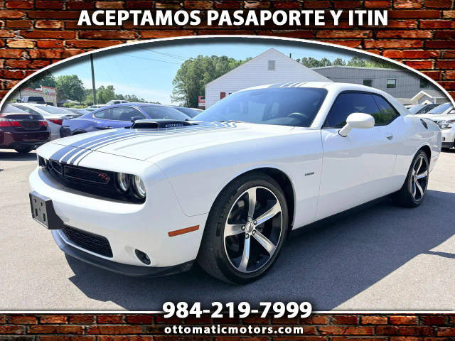 2018 Dodge Challenger R/T Shaker RWD photo
