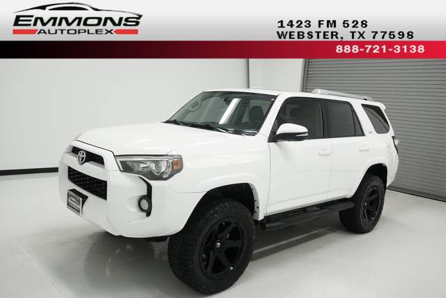 2018 Toyota 4Runner SR5 Premium 4WD photo