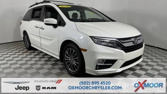 2019 Honda Odyssey Elite FWD photo