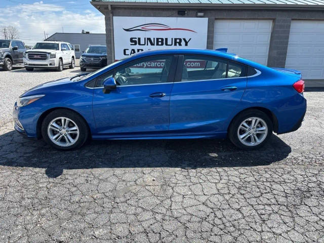 2018 Chevrolet Cruze LT FWD photo