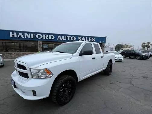 2018 Ram 1500 Express 4WD photo