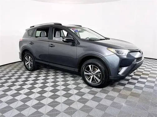 2018 Toyota RAV4 XLE FWD photo