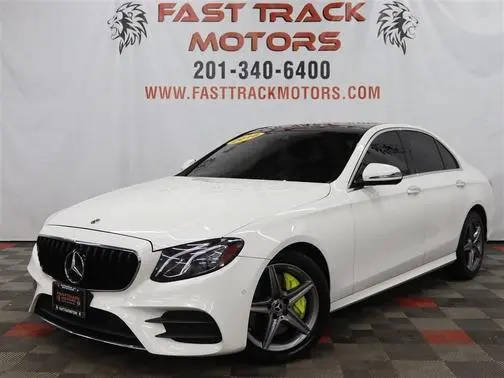 2018 Mercedes-Benz E-Class E 300 AWD photo