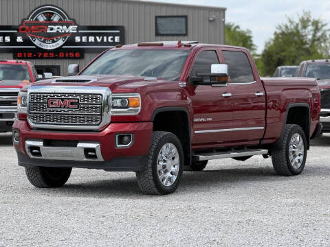 2018 GMC Sierra 2500HD Denali 4WD photo
