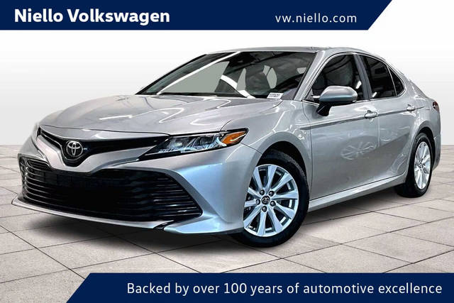 2018 Toyota Camry LE FWD photo