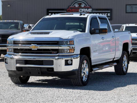 2018 Chevrolet Silverado 2500HD LTZ 4WD photo