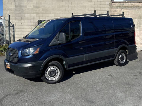 2018 Ford Transit Van  RWD photo