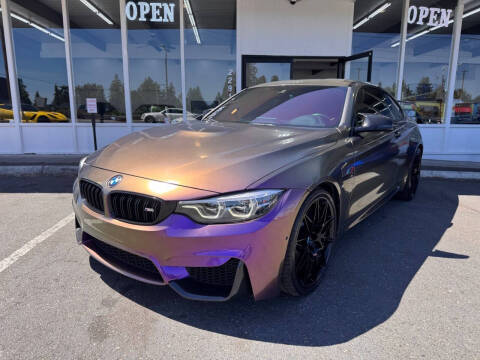 2018 BMW M4  RWD photo