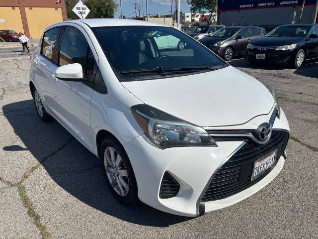 2015 Toyota Yaris LE FWD photo