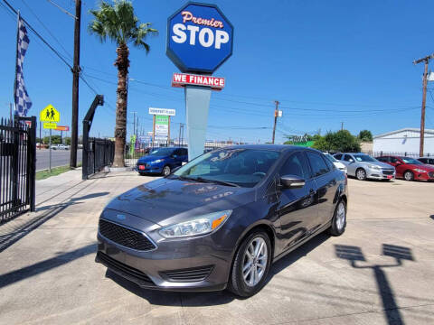 2016 Ford Focus SE FWD photo