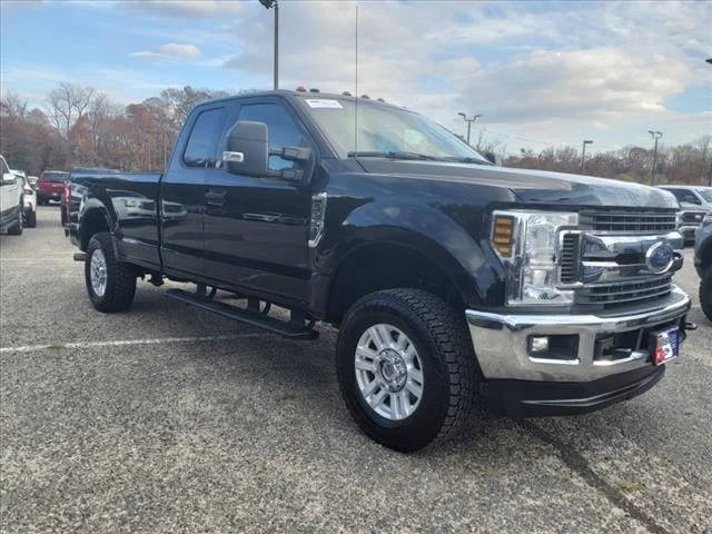 2018 Ford F-250 Super Duty XLT 4WD photo