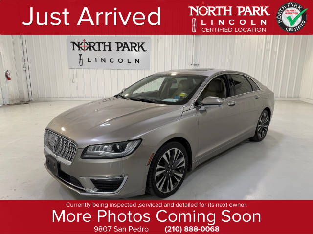 2018 Lincoln MKZ Reserve FWD photo